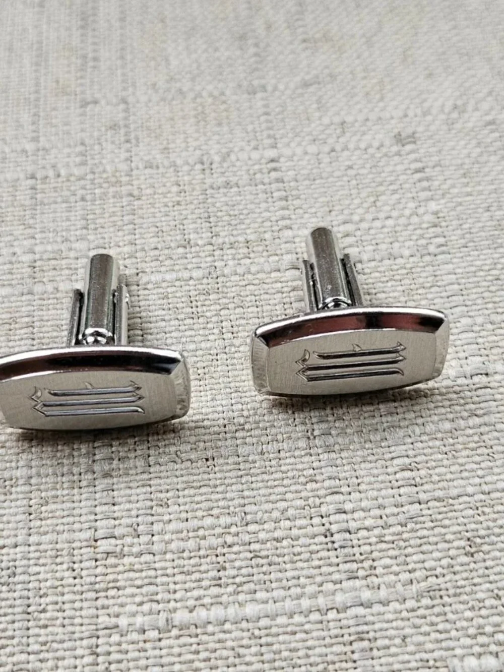 Vintage Hickok Men Cuff Links Silver Tone Shirt Cufflinks Stud Made in USA